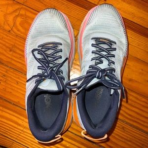 Women’s Hoka Bondi 7 Wide. Size 9.